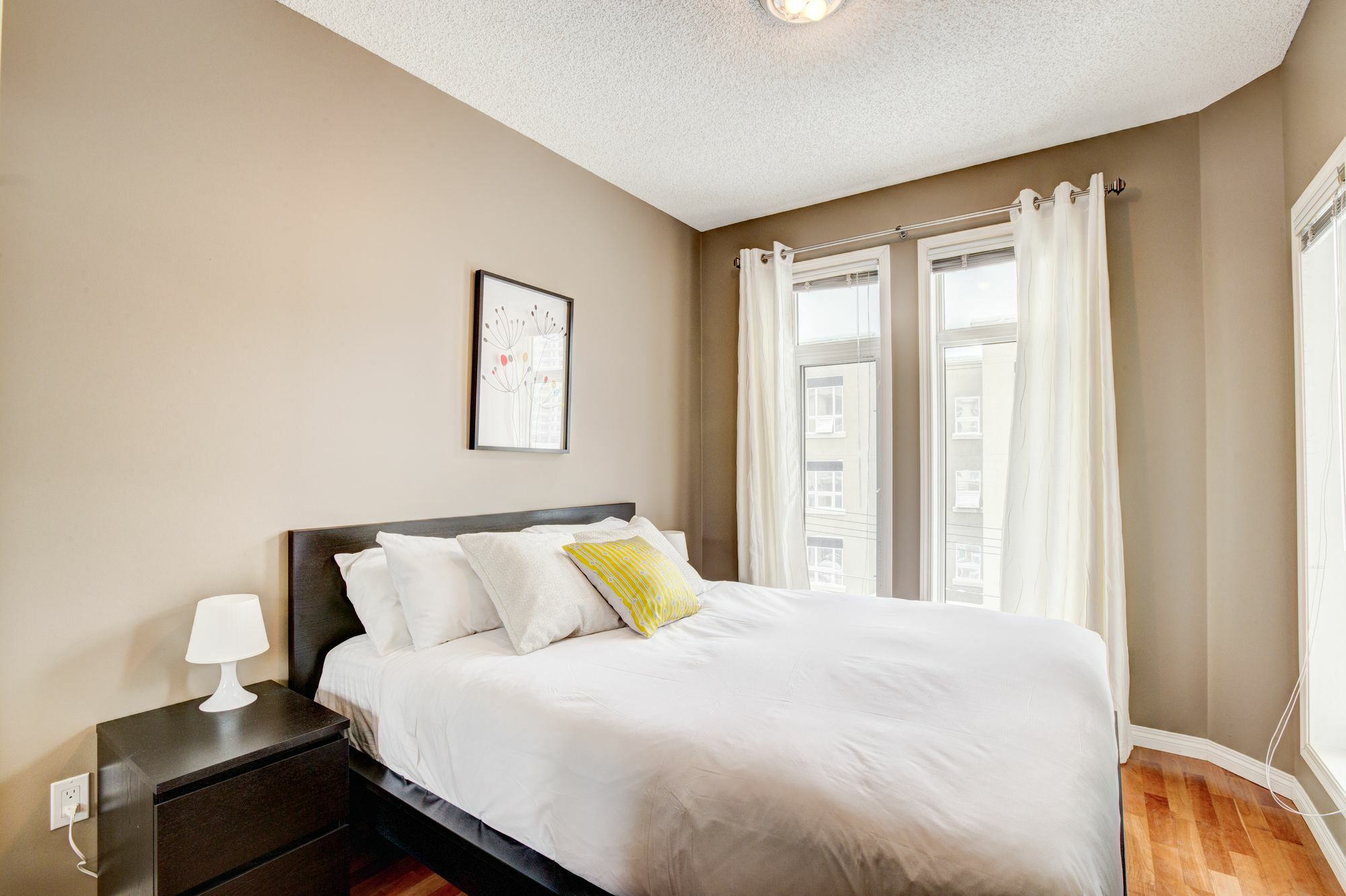 Suite Digs - Genesis YYC Kültér fotó